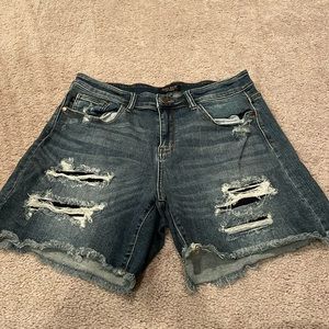 EUC Judy Blue shorts size 1X